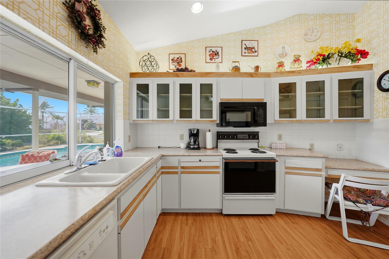 ENGLEWOOD ISLES SUB - Residential