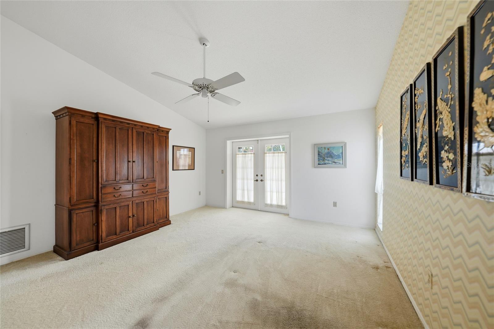 ENGLEWOOD ISLES SUB - Residential