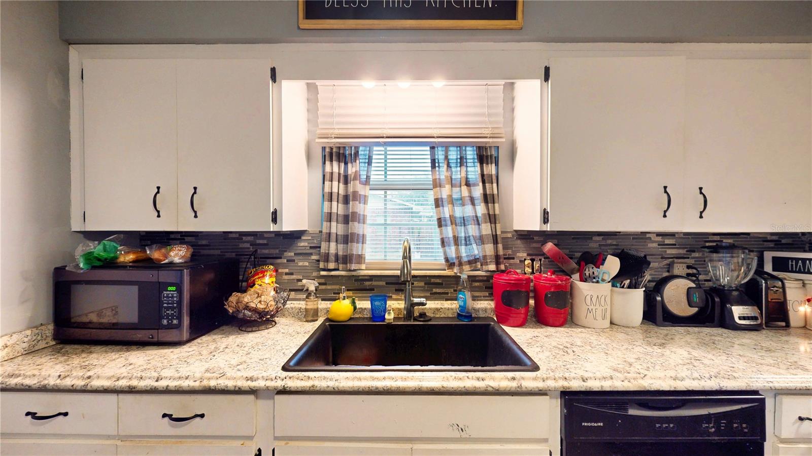 OAKLAND PARK OR A D GILLEYS - Residential