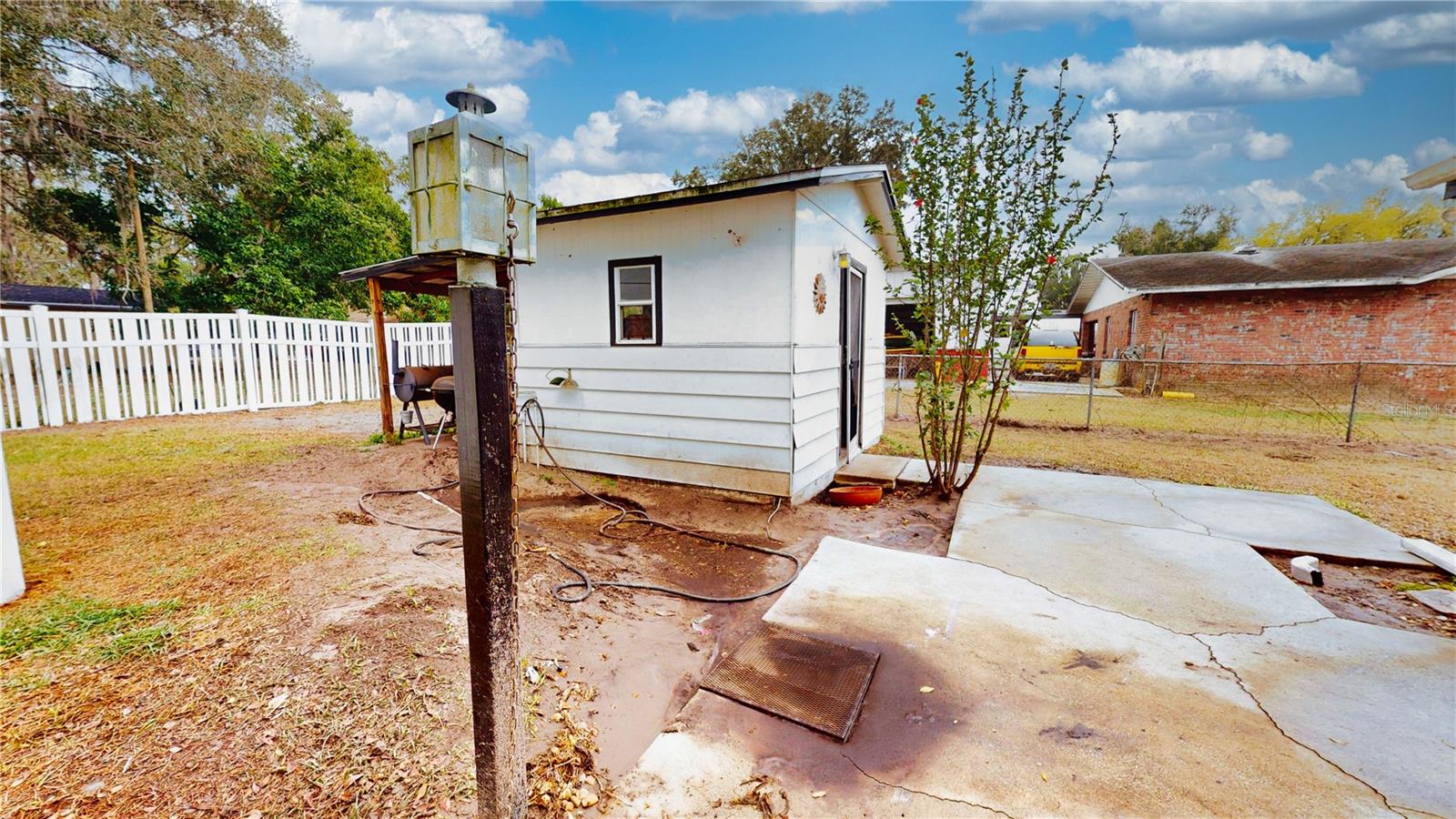 OAKLAND PARK OR A D GILLEYS - Residential