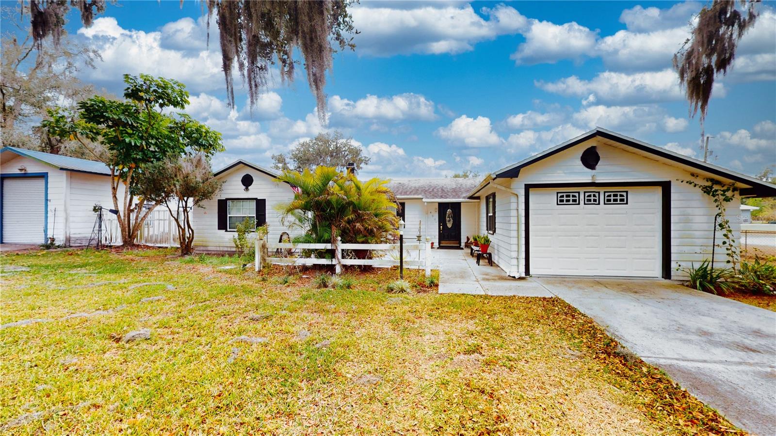 OAKLAND PARK OR A D GILLEYS - Residential