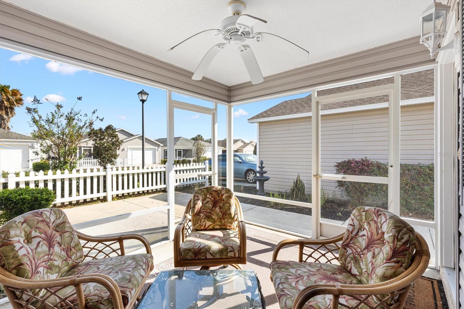 2558 CARRINGTON COURT