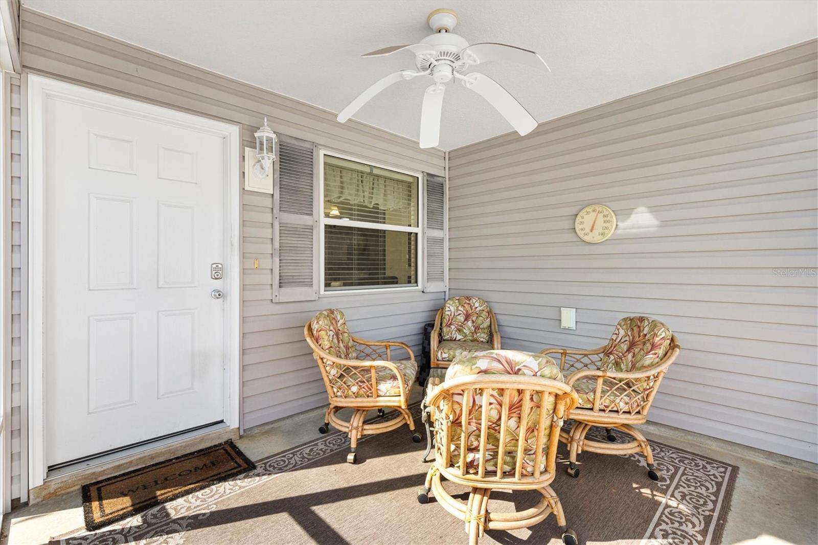 2558 CARRINGTON COURT