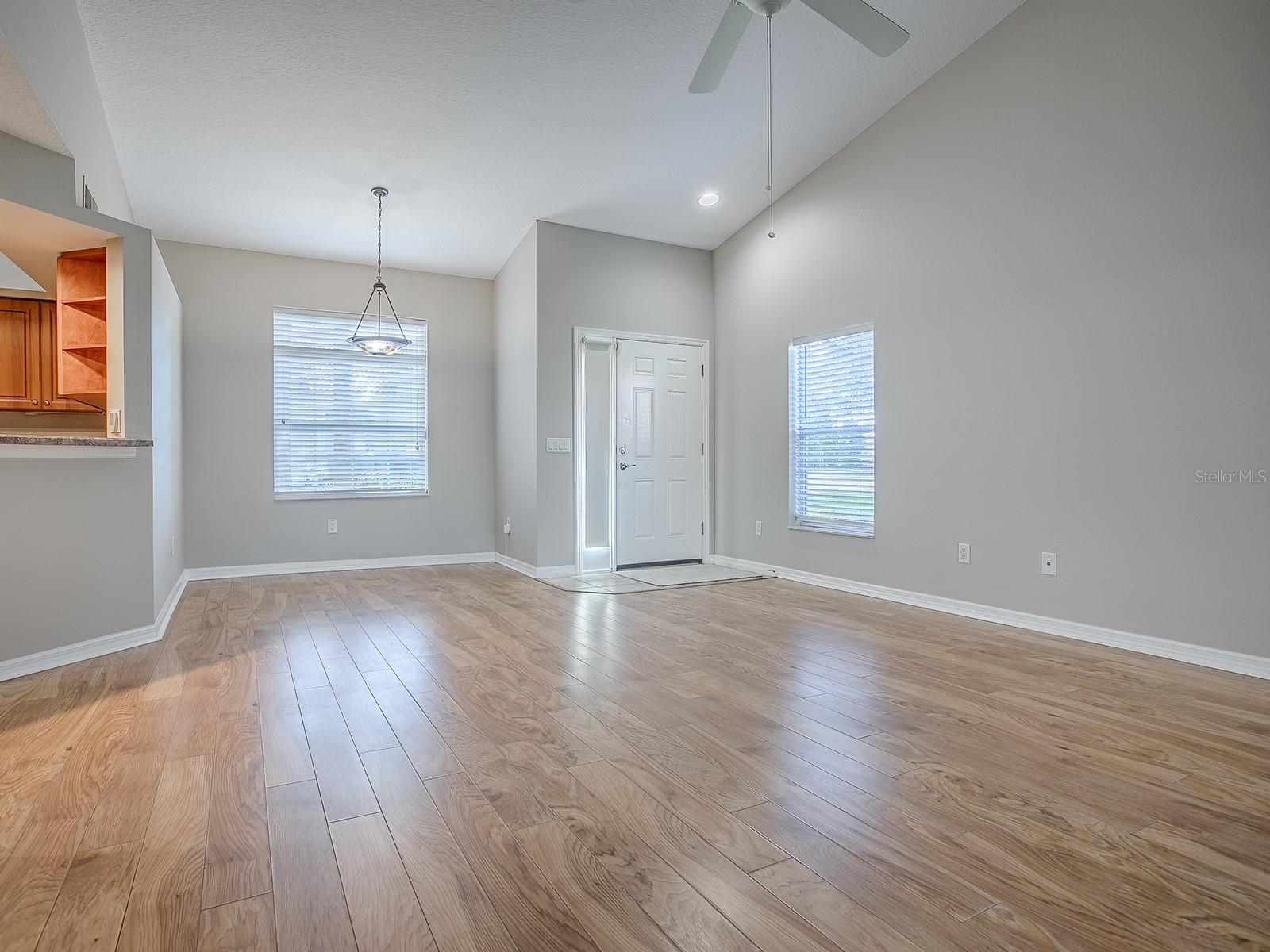 DORY VILLAS/LK MIONA - Residential