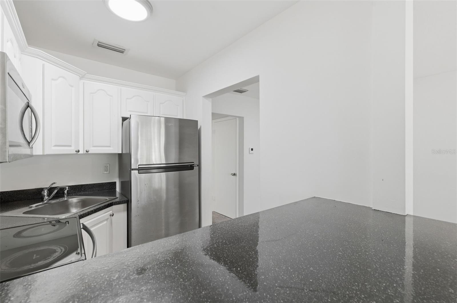 KENWOOD GARDEN APTS CO-OP - Residential