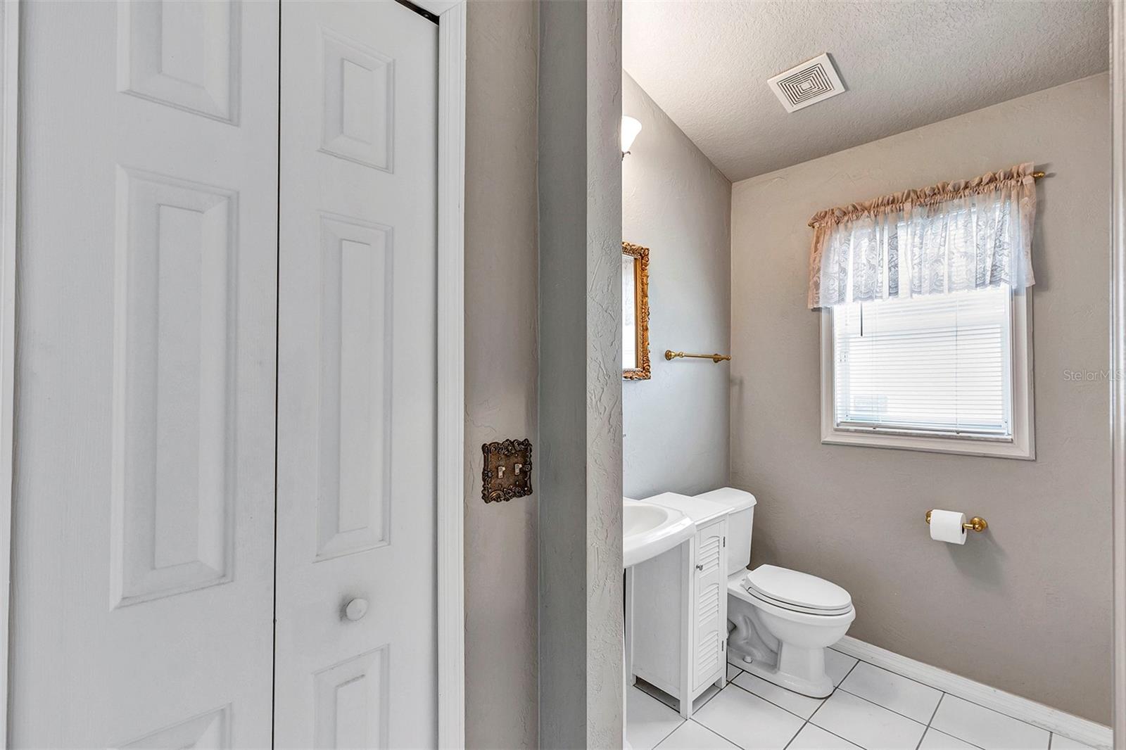 SAVANNAH OAKS - Residential