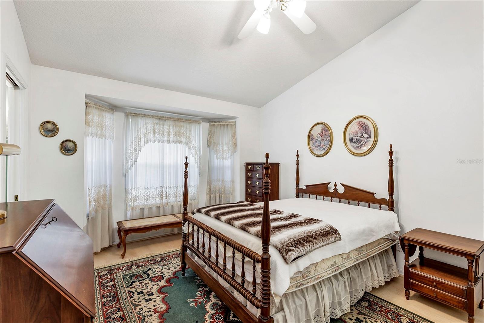 SAVANNAH OAKS - Residential