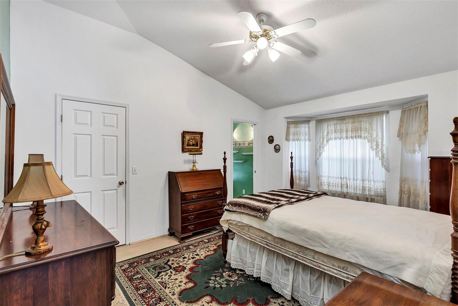 SAVANNAH OAKS - Residential