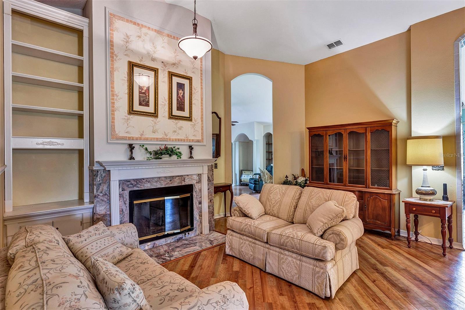 SAVANNAH OAKS - Residential