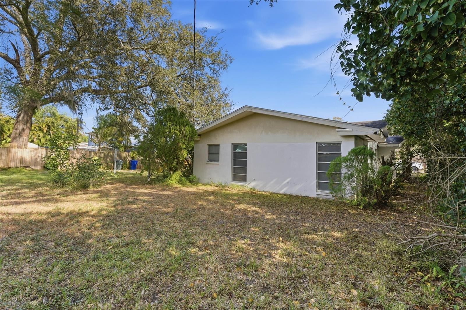 FAIRWAY ESTATES 7TH ADD - Residential