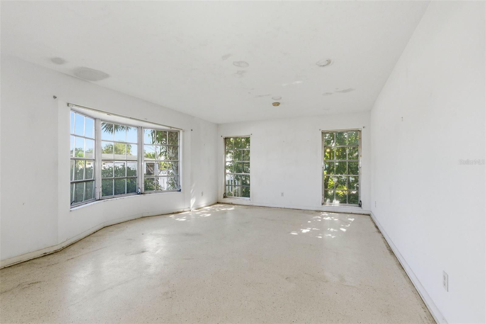 FAIRWAY ESTATES 7TH ADD - Residential