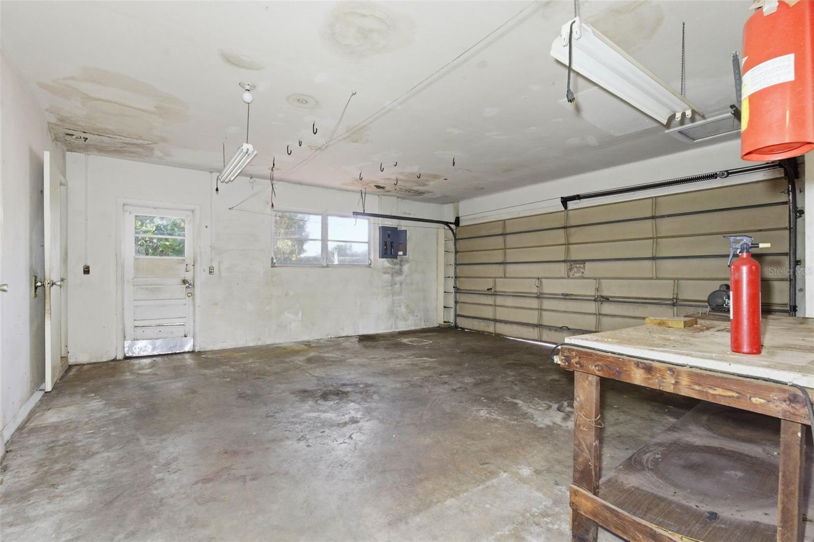 FAIRWAY ESTATES 7TH ADD - Residential