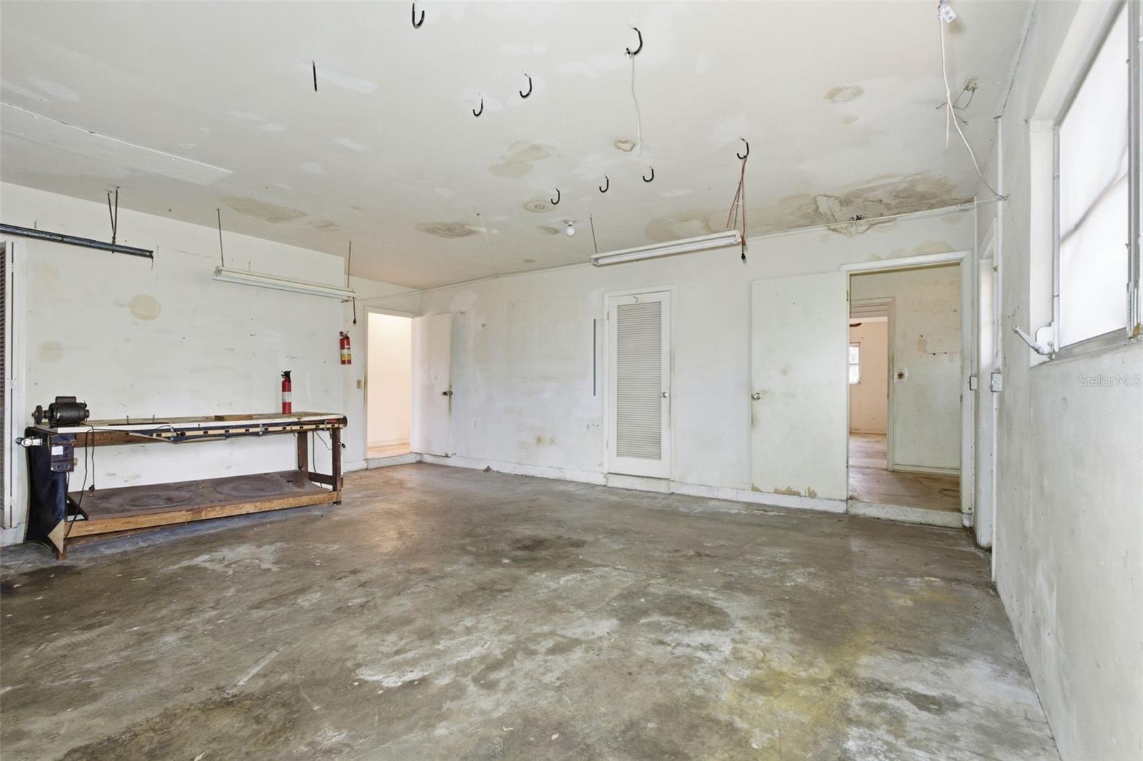 FAIRWAY ESTATES 7TH ADD - Residential