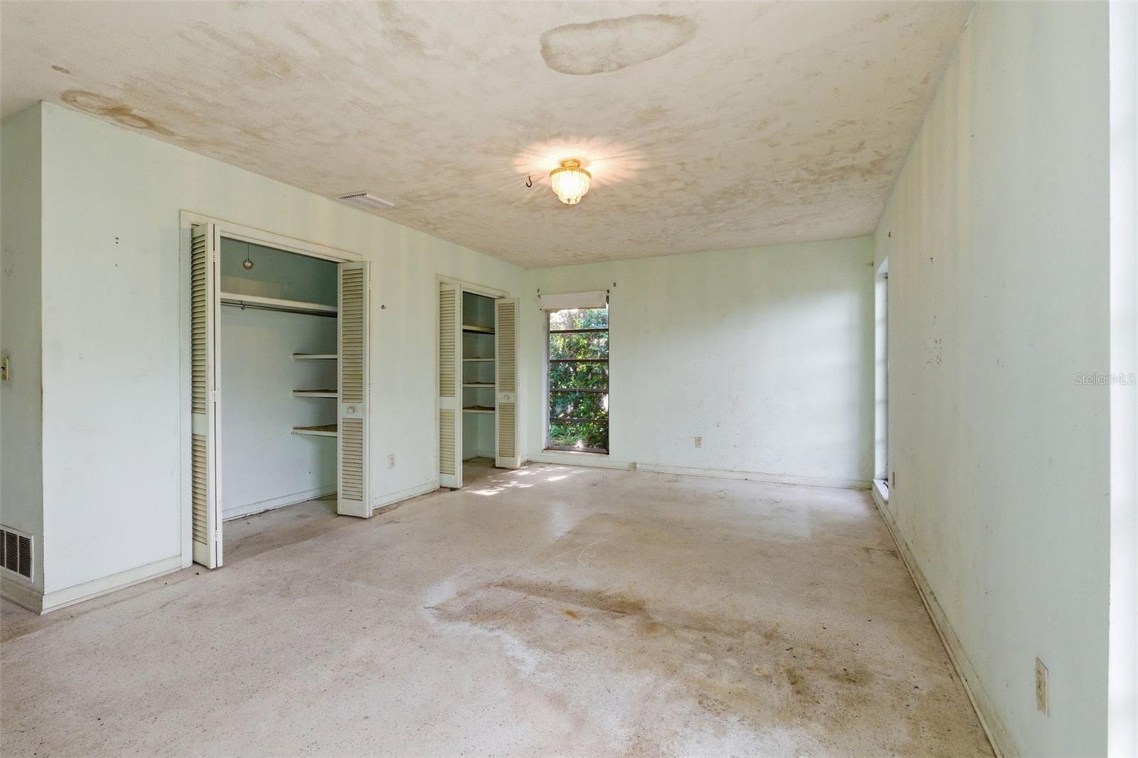 FAIRWAY ESTATES 7TH ADD - Residential