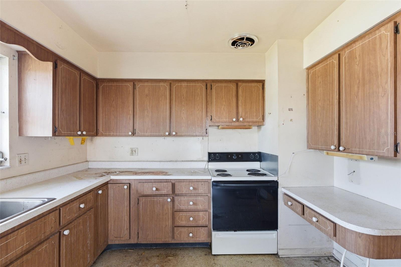 FAIRWAY ESTATES 7TH ADD - Residential