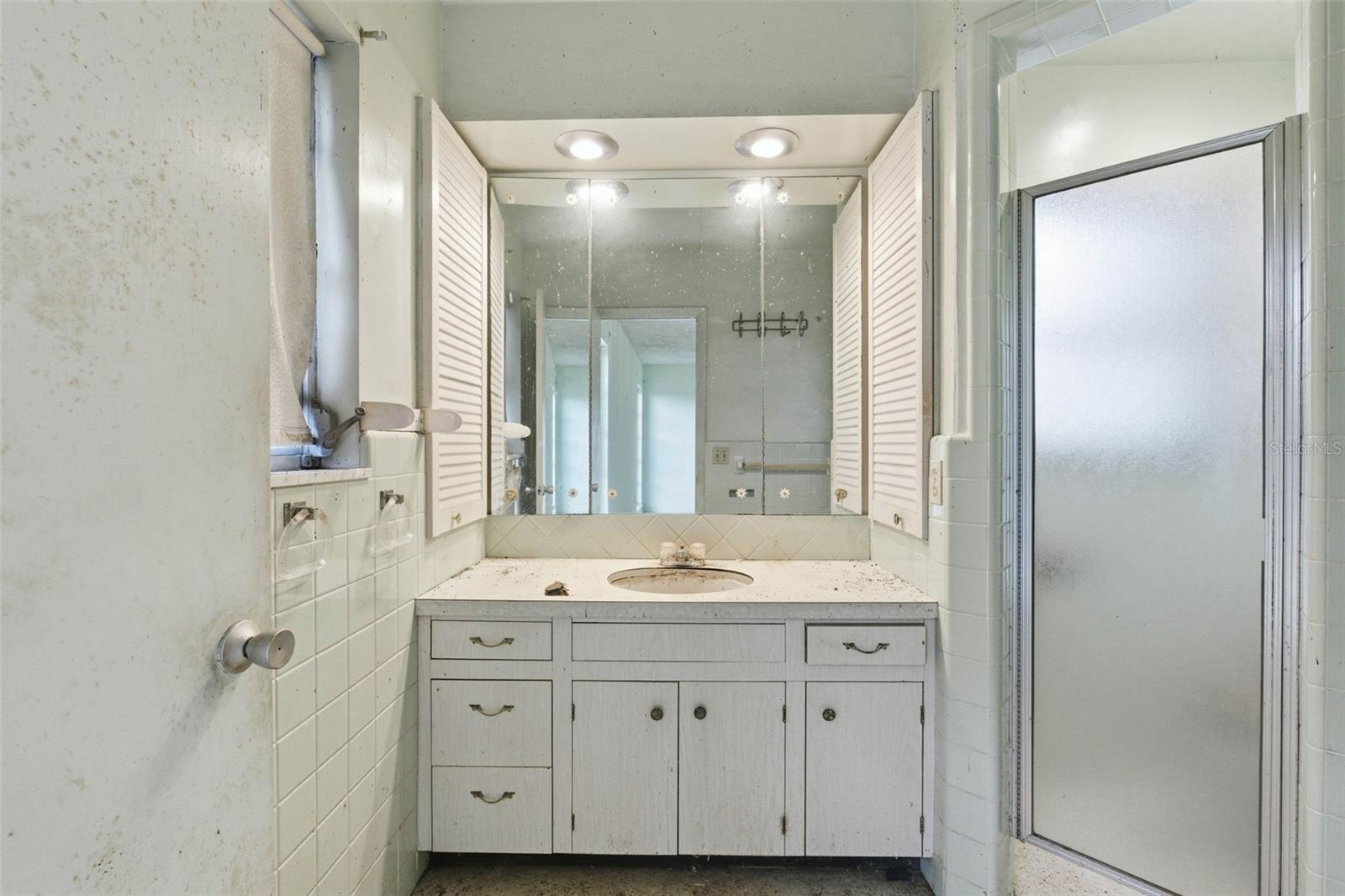 FAIRWAY ESTATES 7TH ADD - Residential