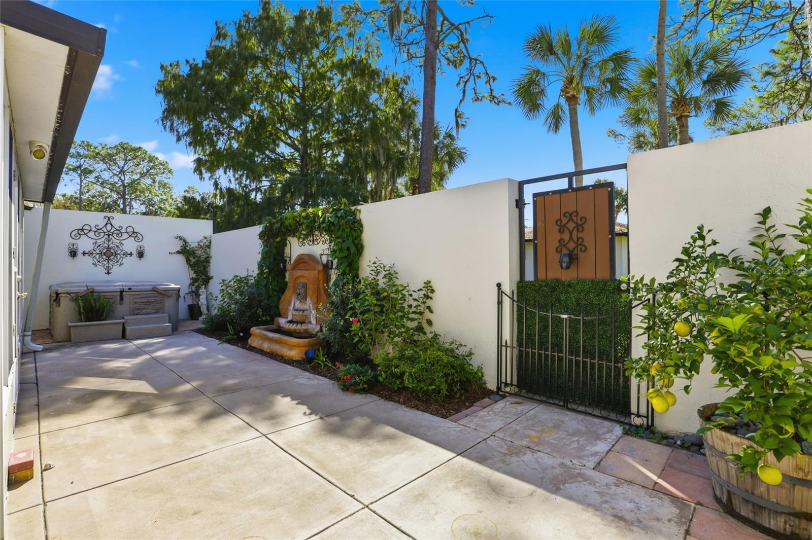 FOX MDW UN 01 - Residential