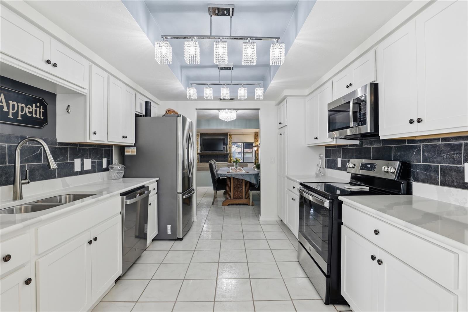 FOX MDW UN 01 - Residential