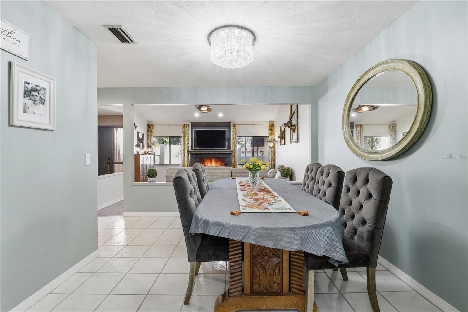 FOX MDW UN 01 - Residential