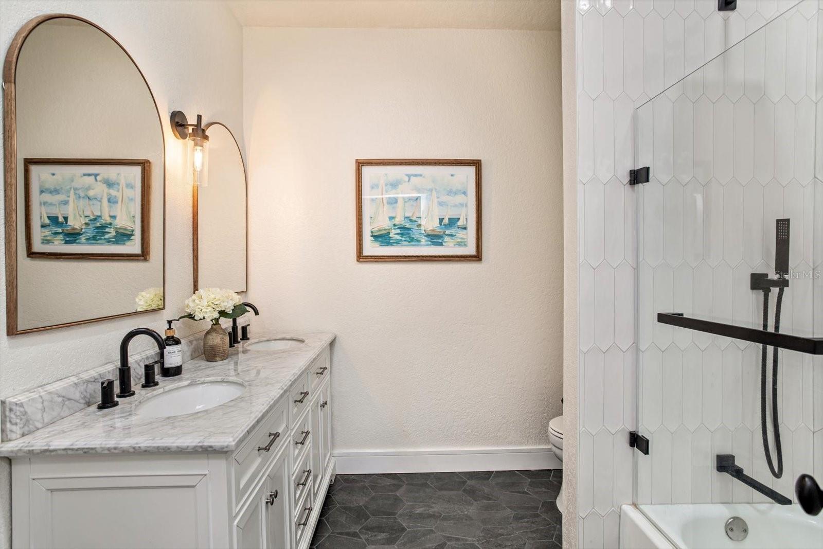 WINDERMERE TOWN - Residential