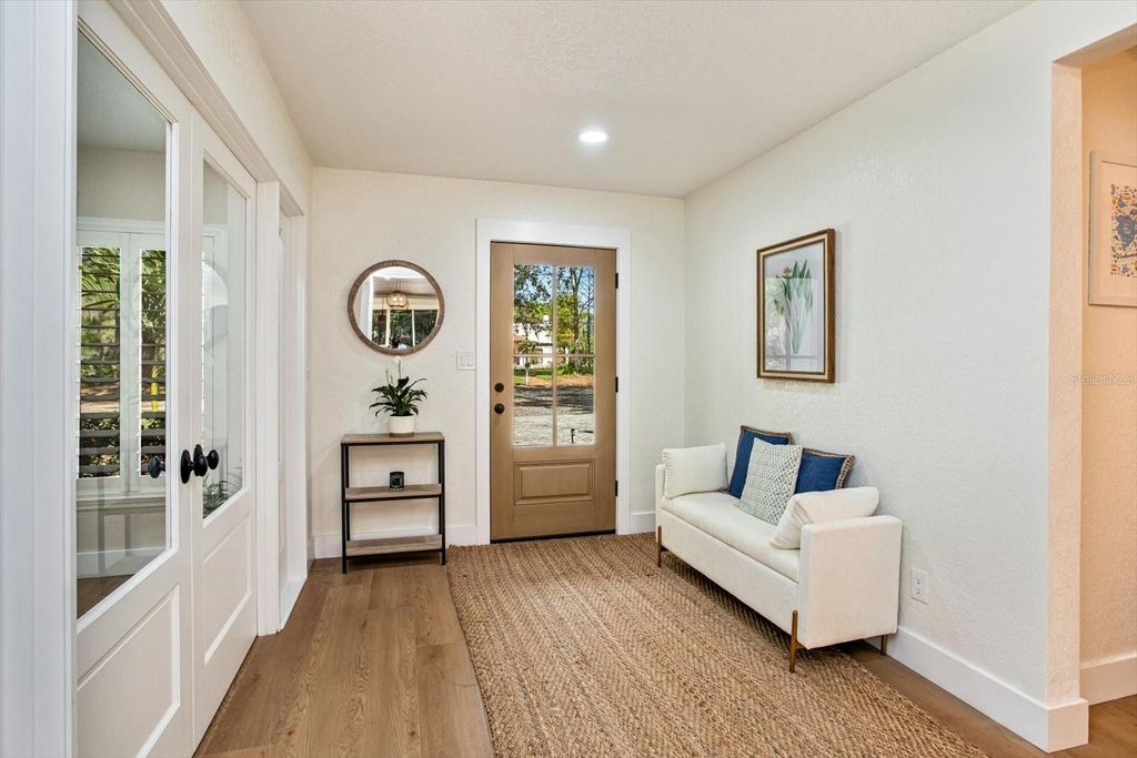 Photo of 106 Palm Street, Windermere, FL 34786 (MLS # O6391350)