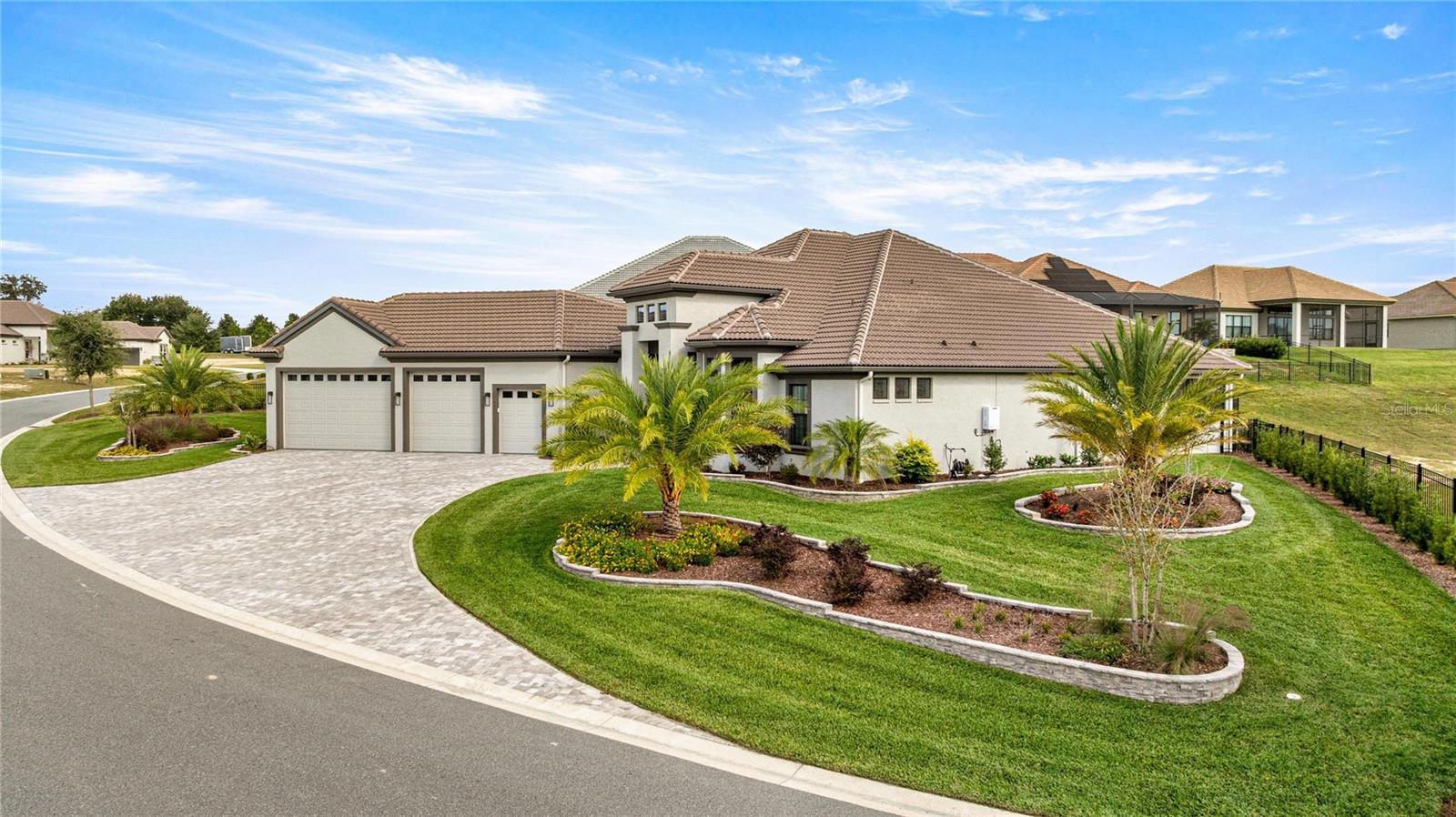 1999 N BUCKMEADOW LOOP