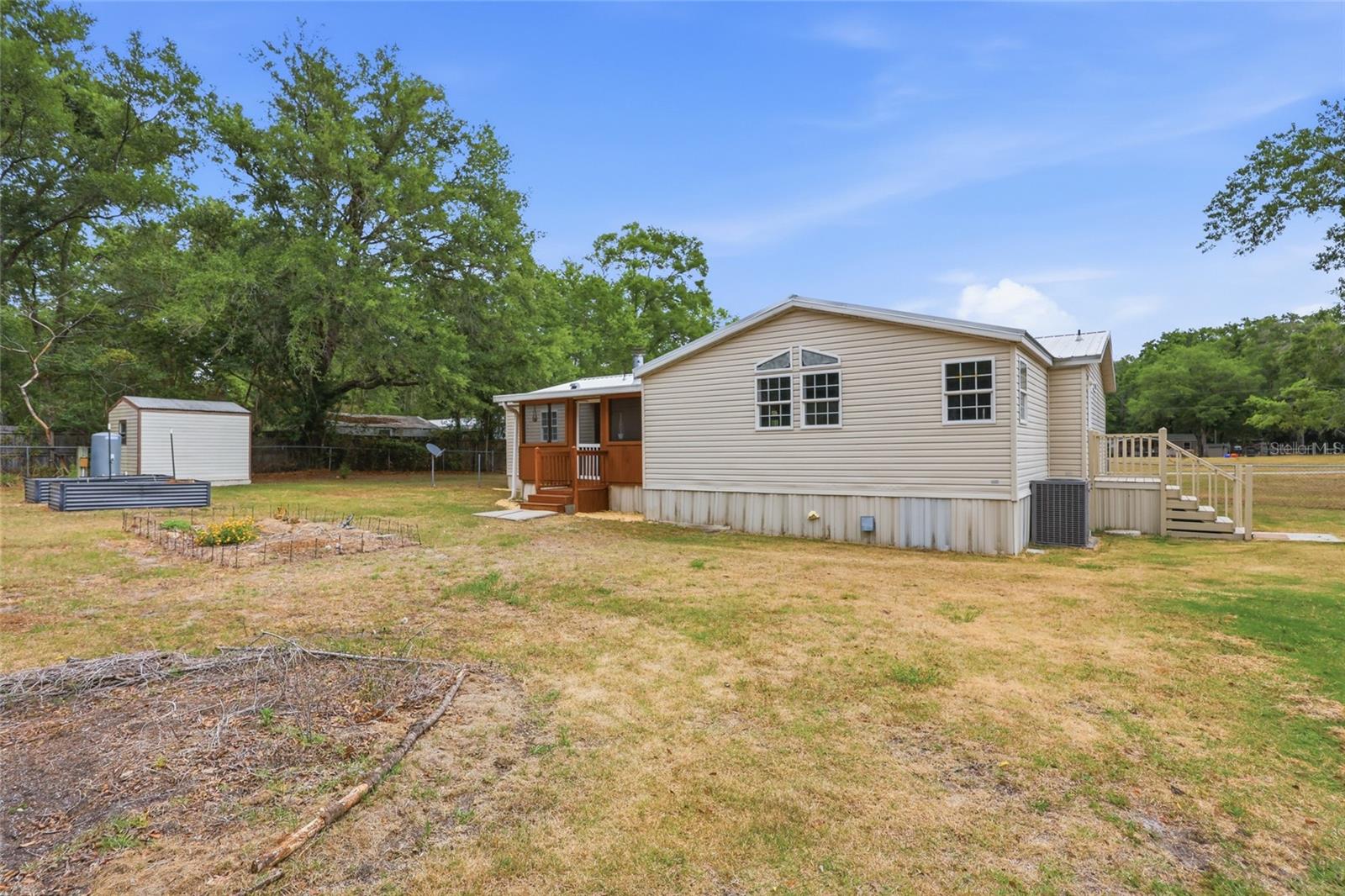 TRI-CITY OAKS - Residential