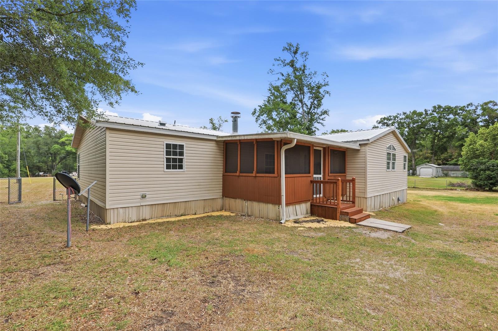 TRI-CITY OAKS - Residential