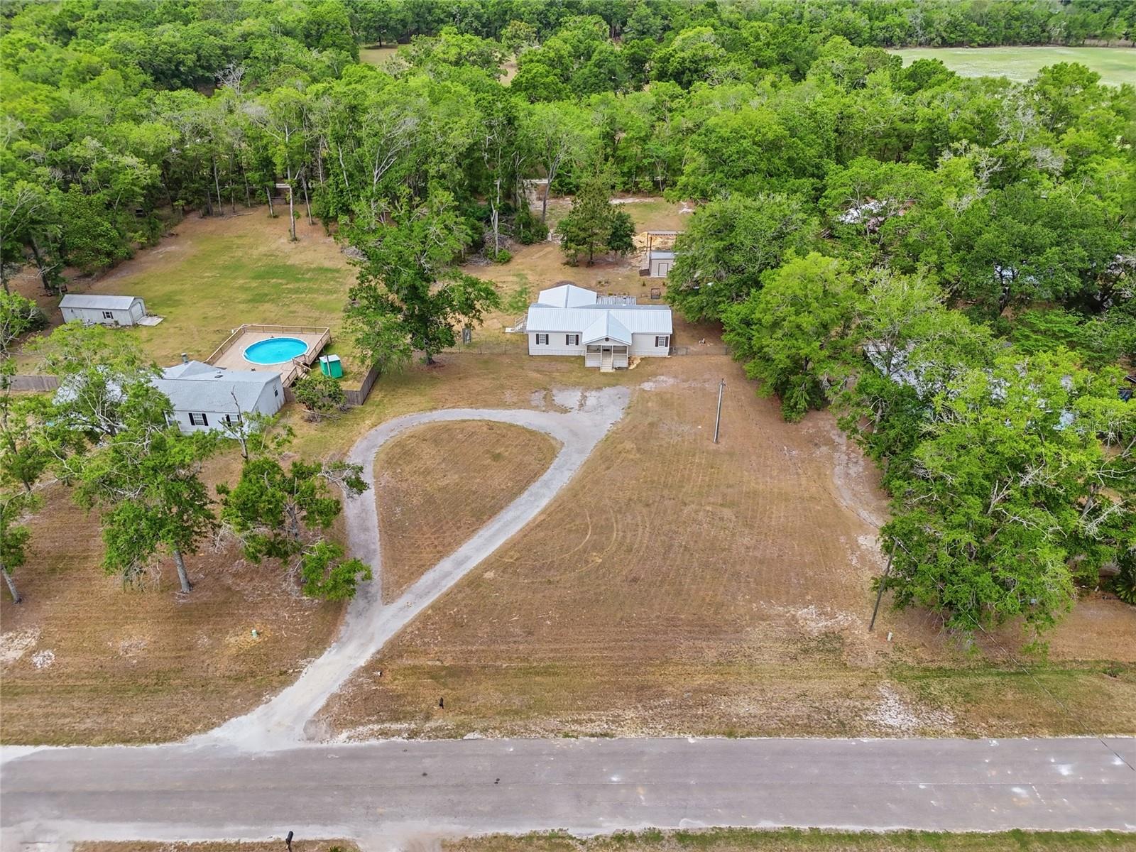 TRI-CITY OAKS - Residential