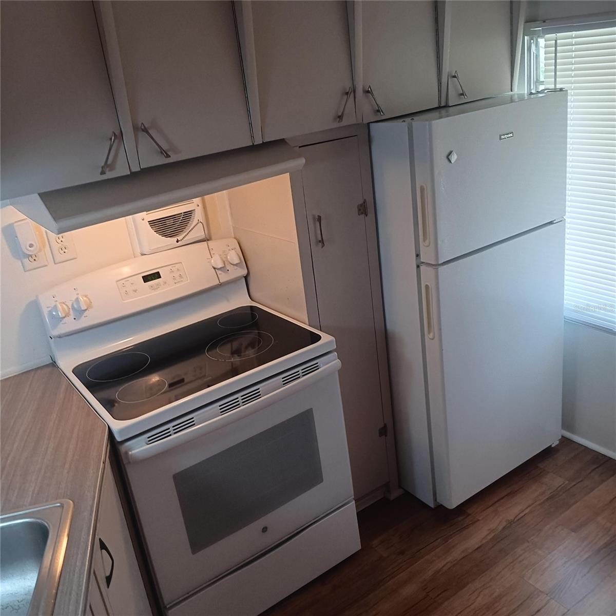 FAIR LANE ACRES THIRD ADD - Residential Lease