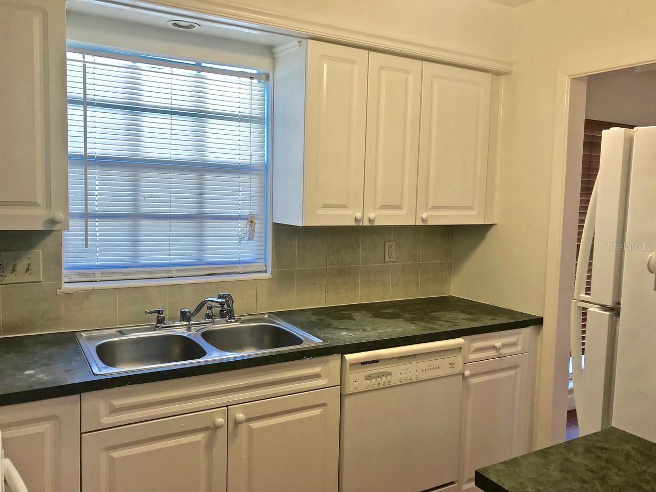 KENSINGTON PARK - Residential Lease