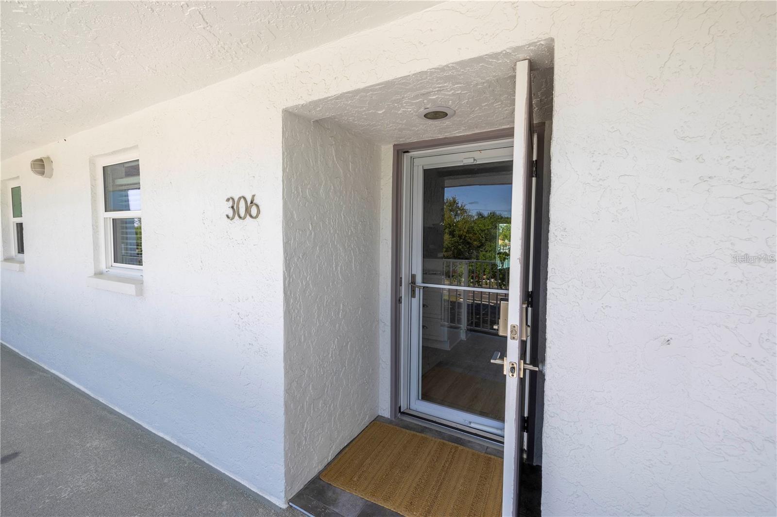 340 PINELLAS BAYWAY S 306