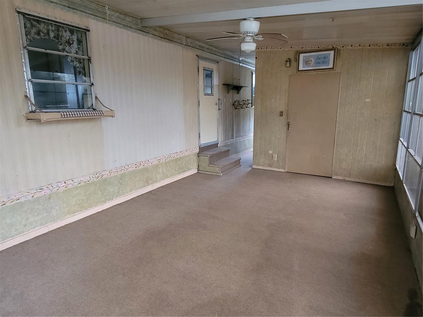 HOLIDAY MOB ESTATES 2ND ADD - Residential Lease