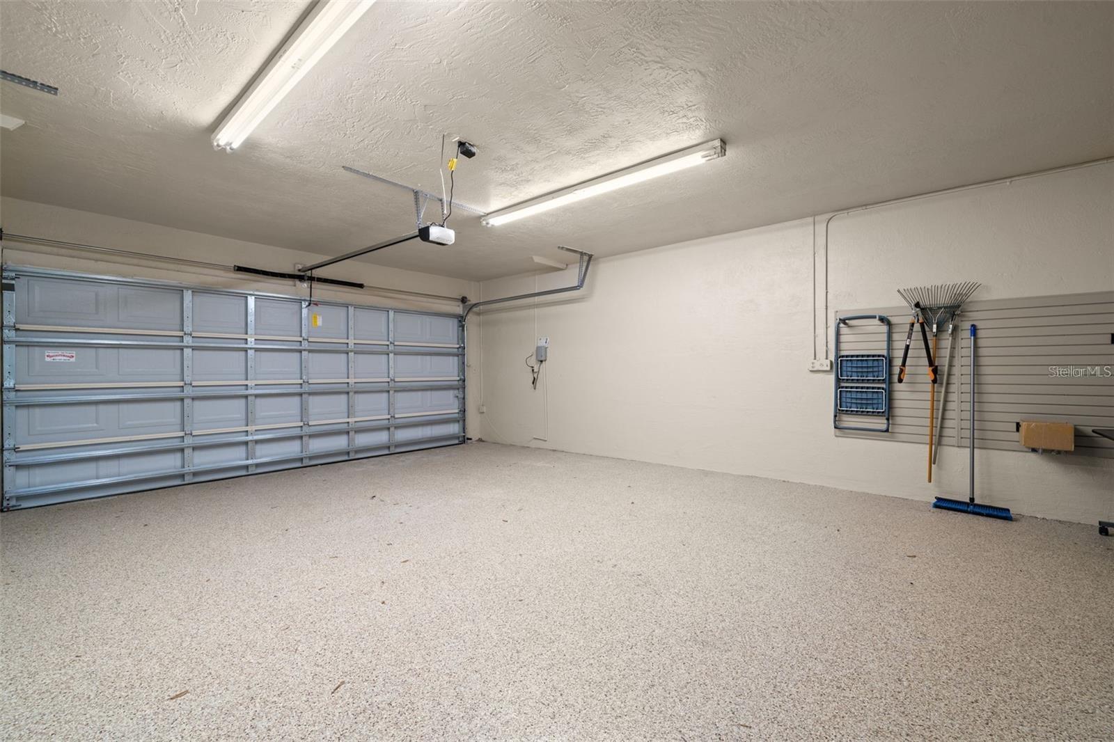 PARADISE ISLAND 4TH ADD - Residential