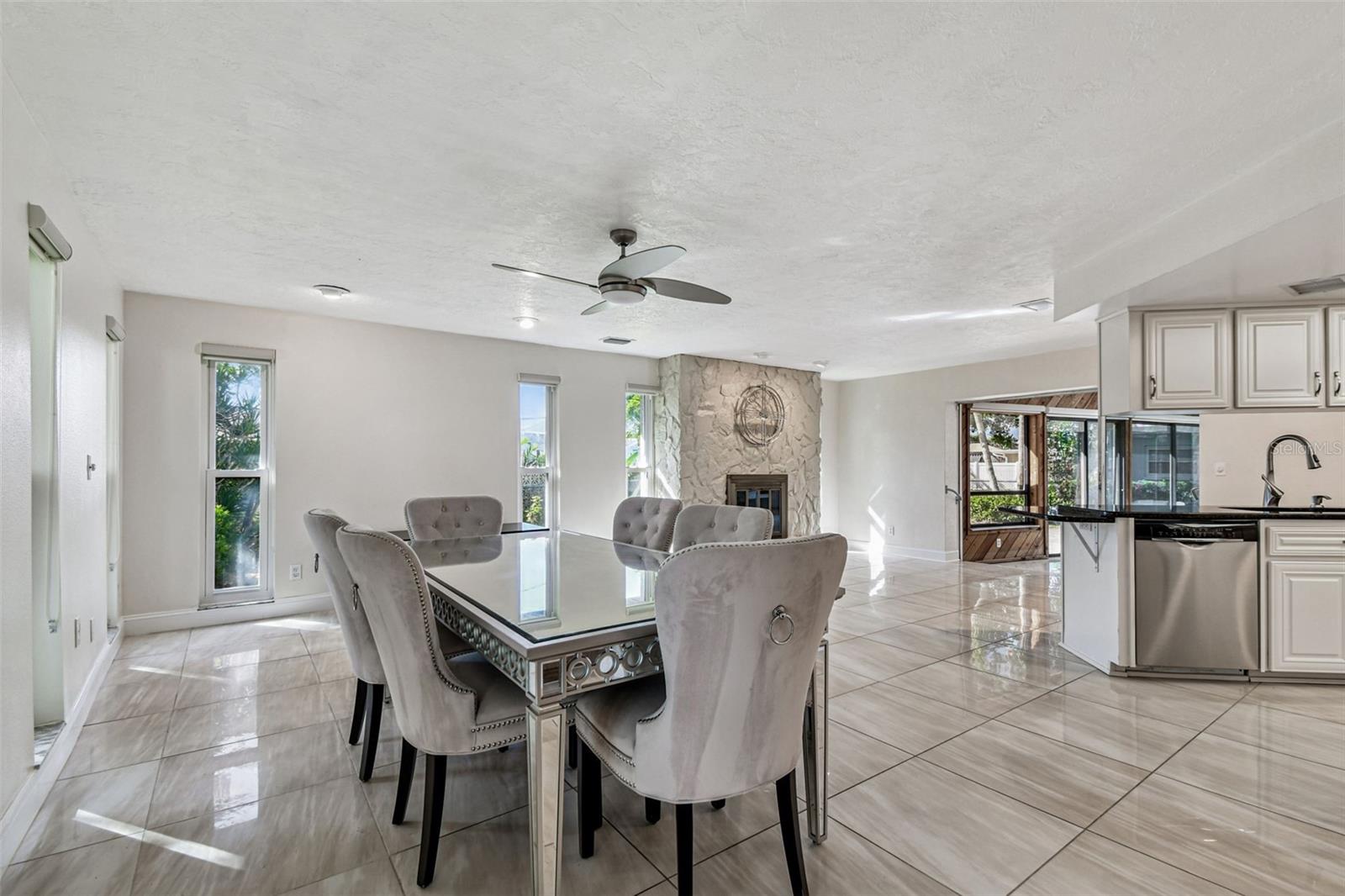 PARADISE ISLAND 4TH ADD - Residential