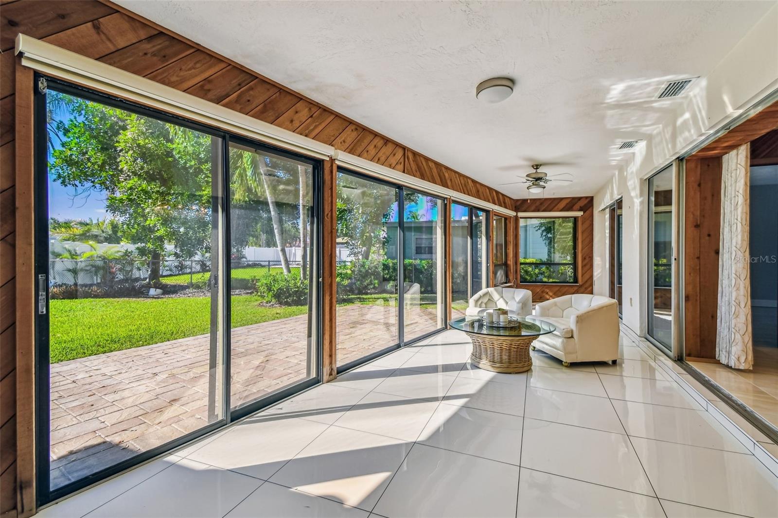 PARADISE ISLAND 4TH ADD - Residential