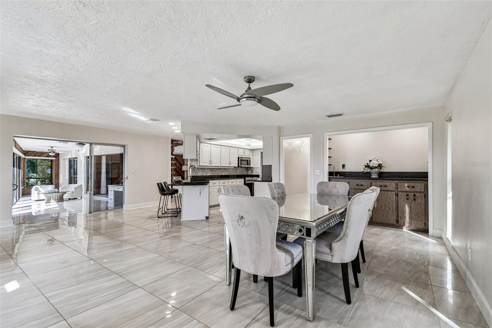 PARADISE ISLAND 4TH ADD - Residential