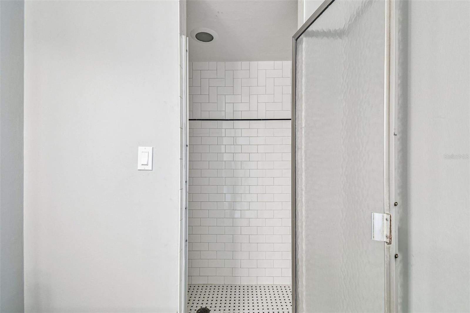 PARADISE ISLAND 4TH ADD - Residential