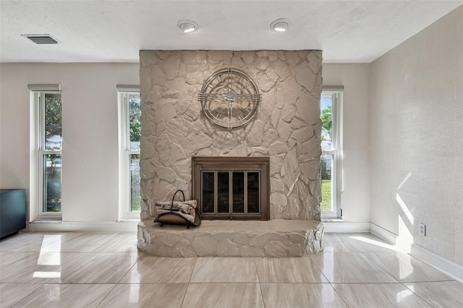 PARADISE ISLAND 4TH ADD - Residential