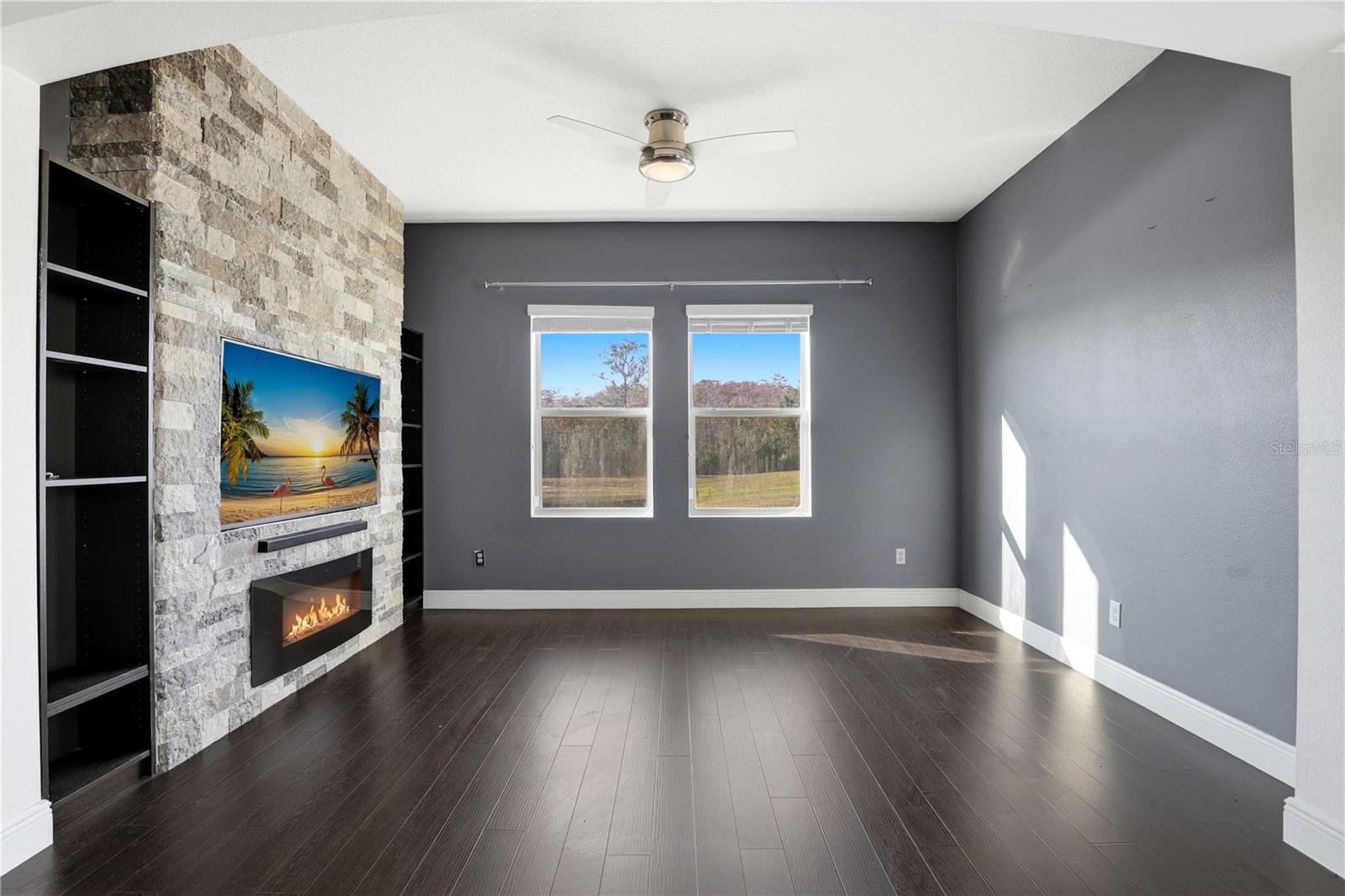 WOODLAND PARK PH 2 - Residential