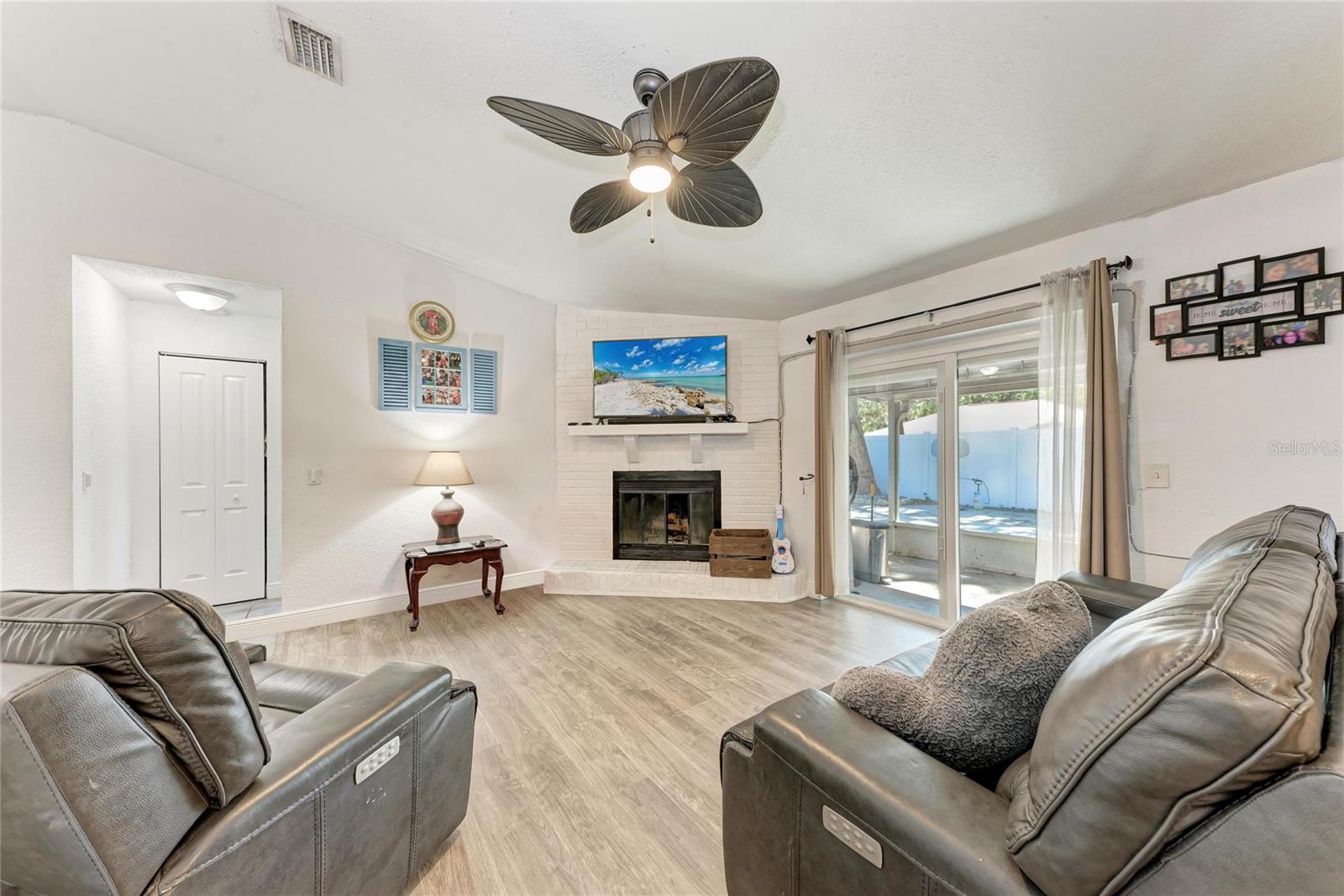 LONG POND SUB - Residential