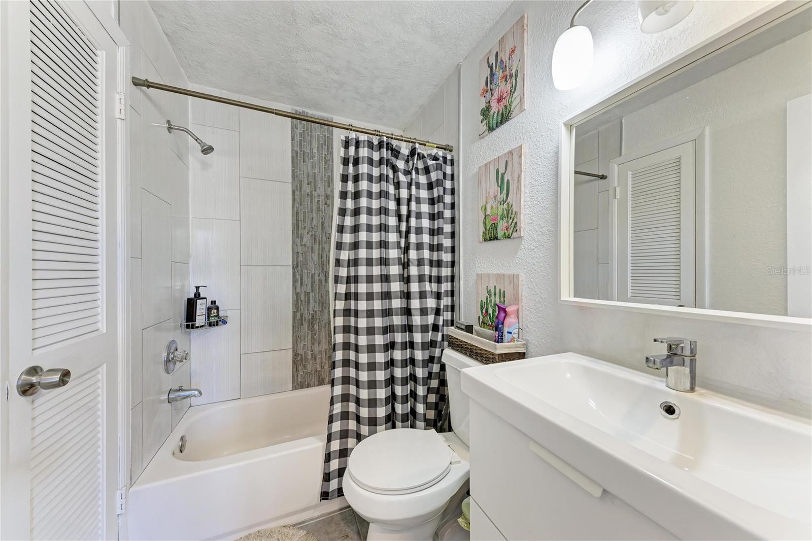 LONG POND SUB - Residential