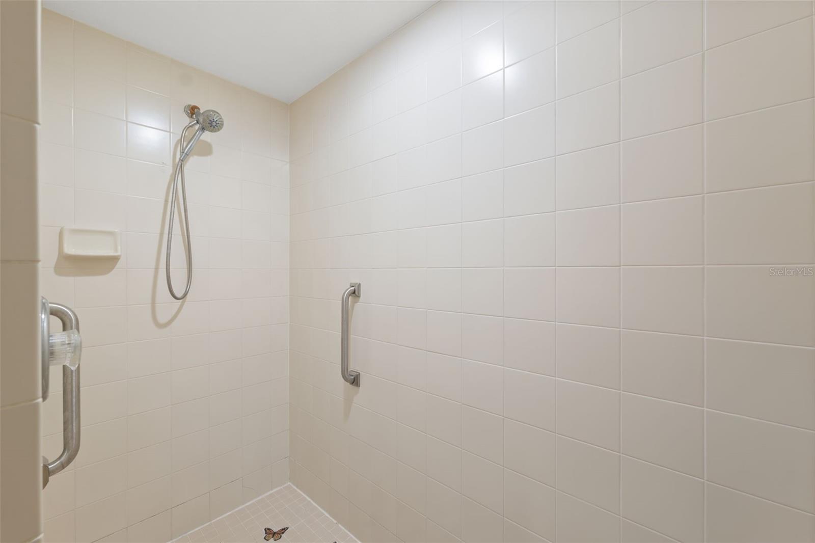 WELLINGTON AT SEVEN HILLS PH 4 - Residential