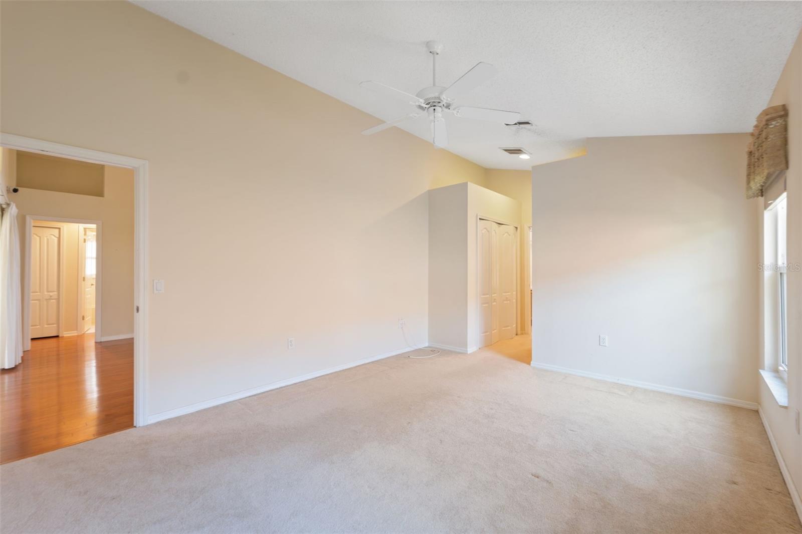 WELLINGTON AT SEVEN HILLS PH 4 - Residential