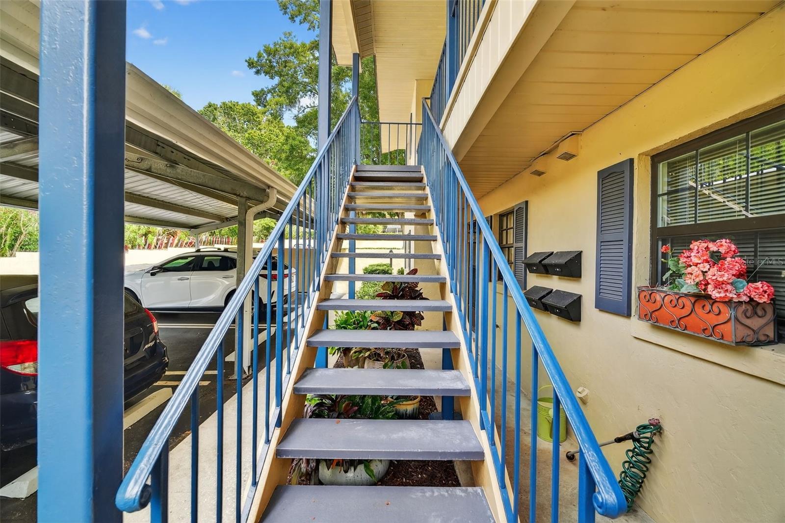 110 N TREMAIN STREET 208