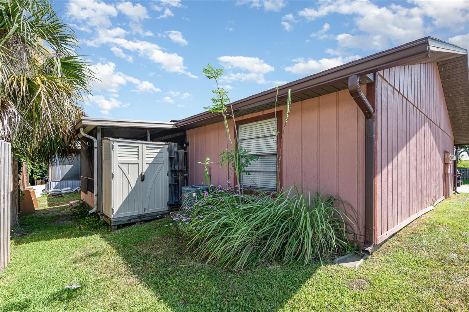 89 FREMONT AVENUE 504