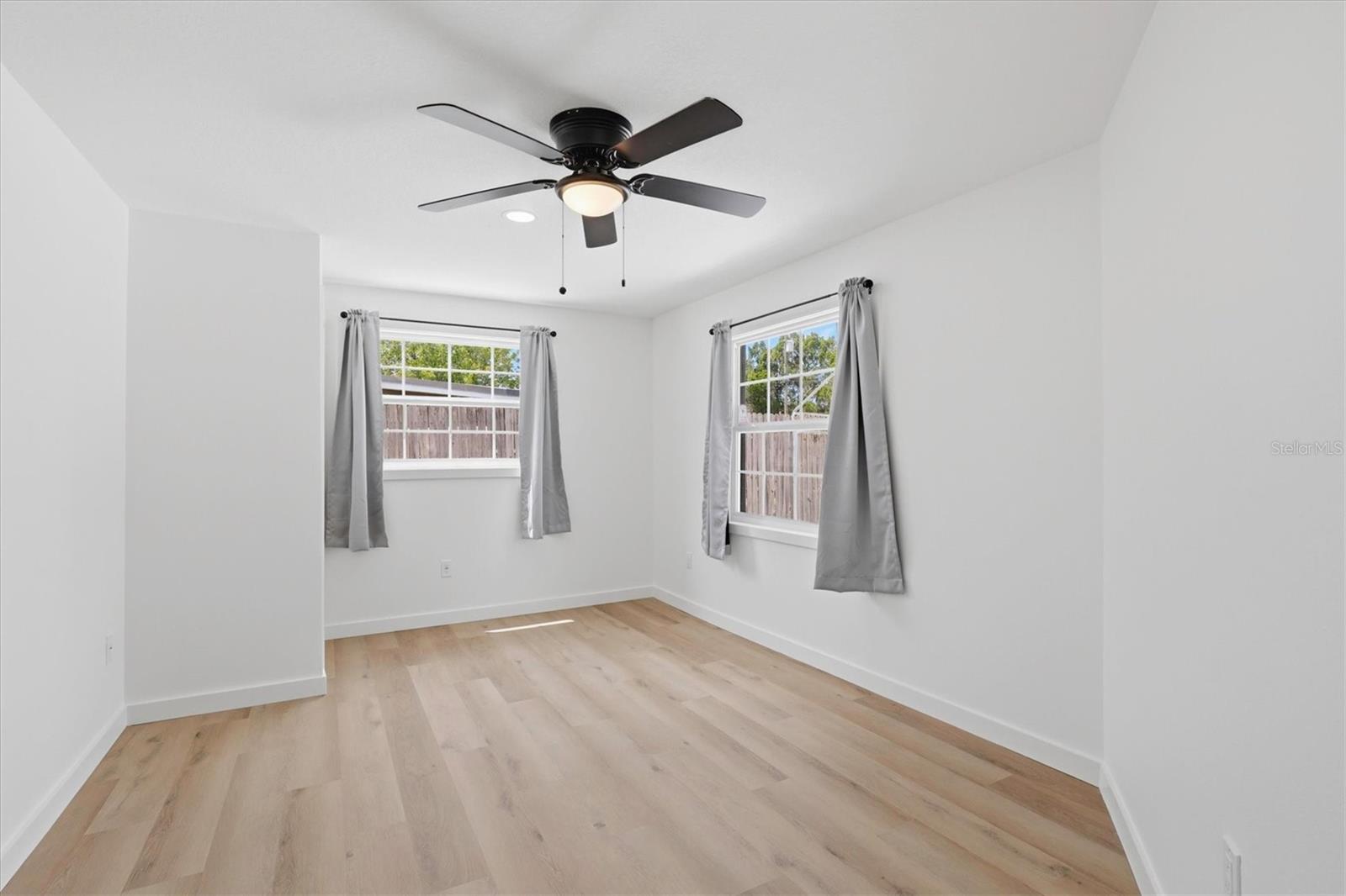 CAPE CAY - Residential