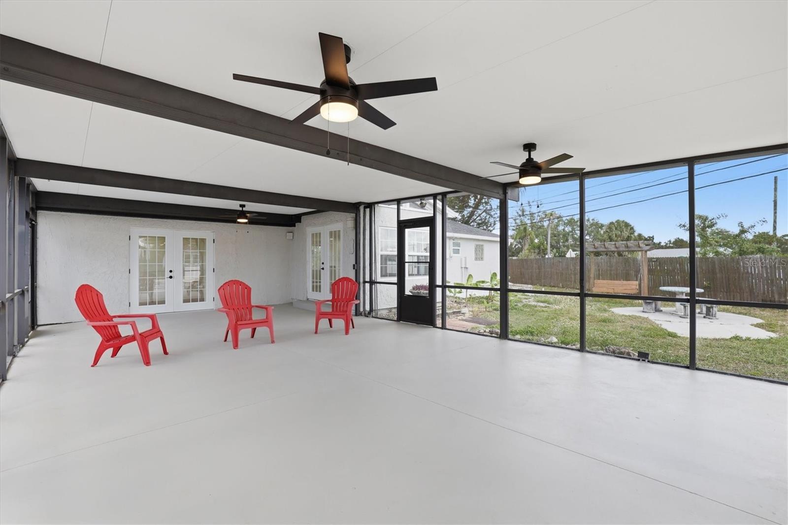 CAPE CAY - Residential