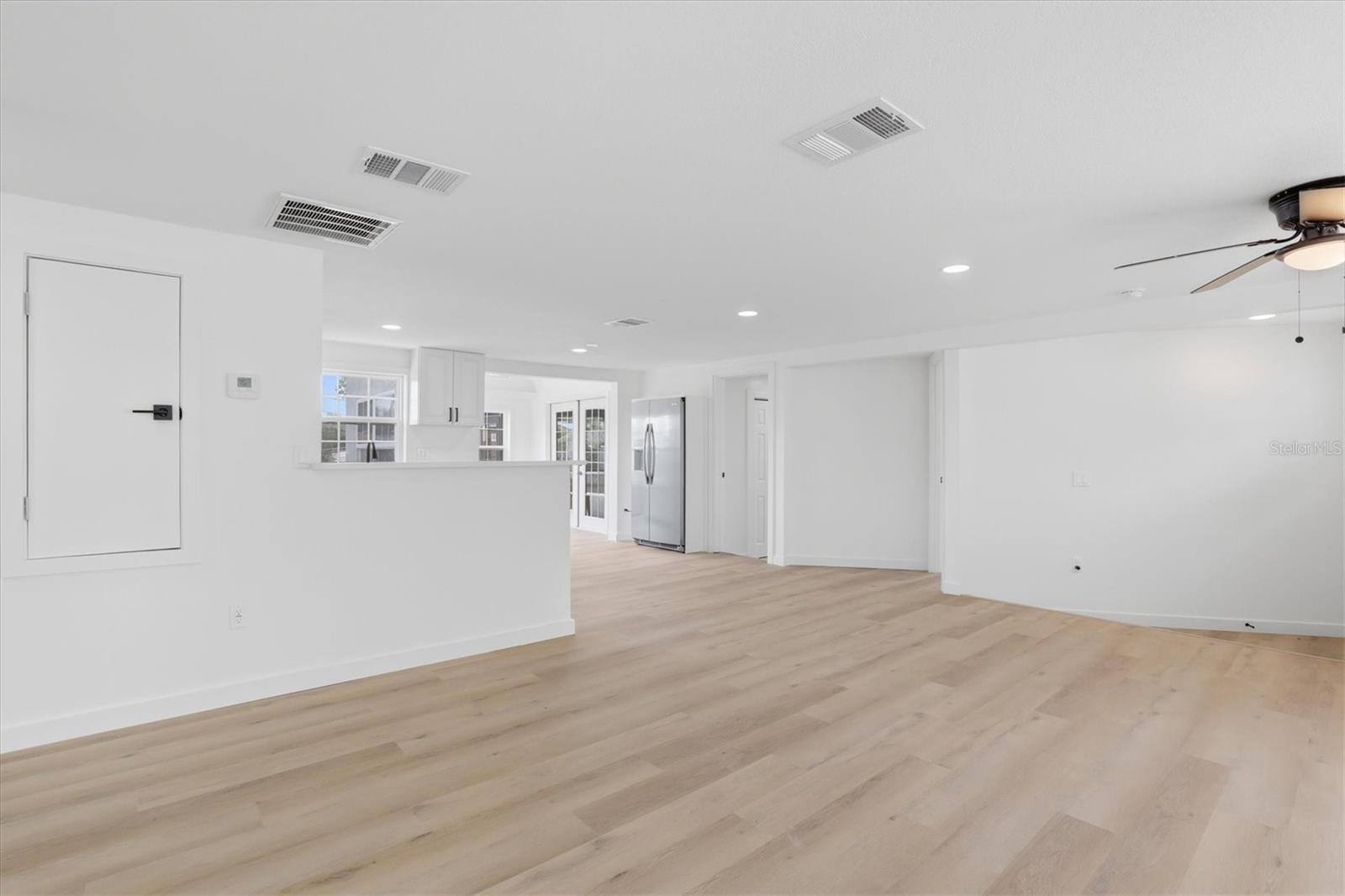 CAPE CAY - Residential