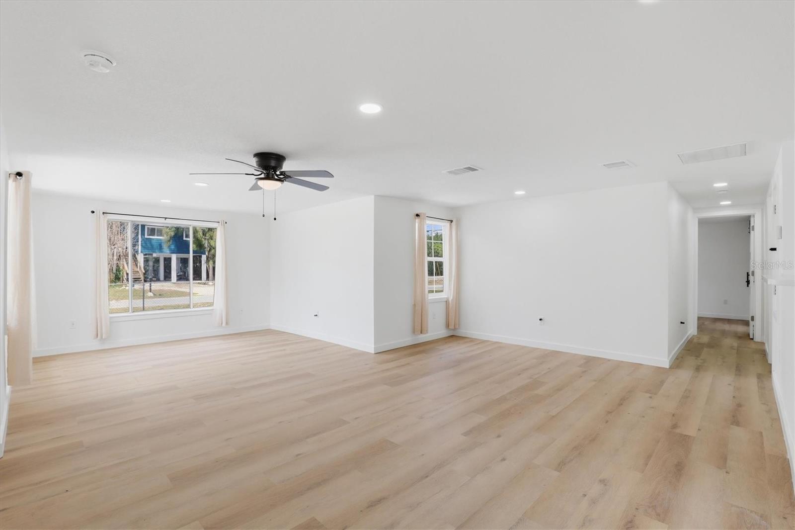 CAPE CAY - Residential